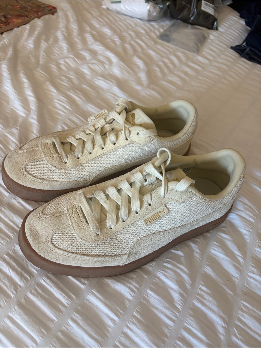 Puma Cream/Tan Low-Top Suede & Knit Sneakers
